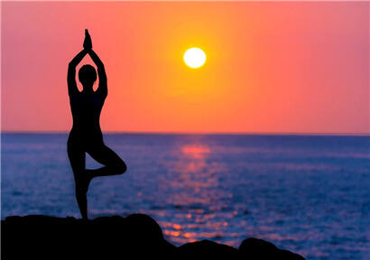 Yoga benefits more beginners, the elderly practice to avoid misunderstandings
