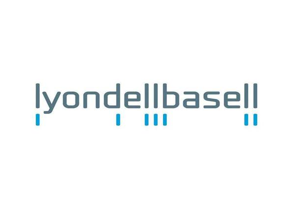 LyondellBasell to revamp Houston refinery