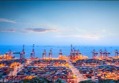 中国对美国商品征收新关税 已正式生效！