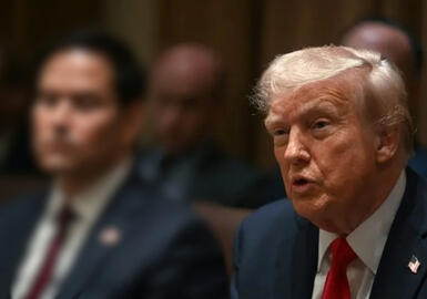 特朗普宣布对欧盟产品征收25%关税 贸易紧张局势升级