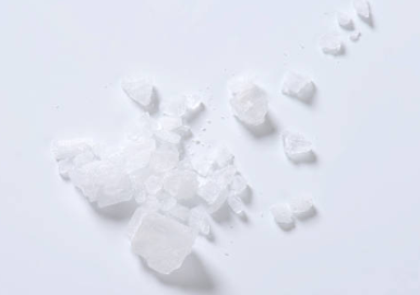 Sodium Chloride (NaCl): Food Grade vs Industrial Grade Uses & Safety Data