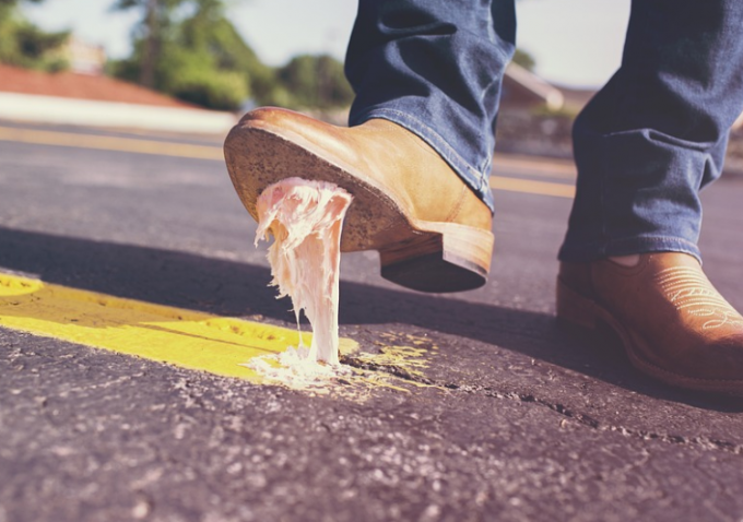 胶水里的“碳中和”：汉高吞下ATP，不是为了粘得更牢，而是为了跑得更快