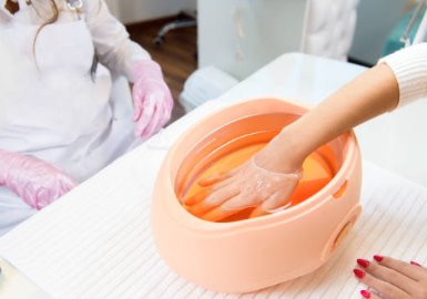 Paraffin Wax vs. Beeswax: Candles, Cosmetics, and Industrial Applications